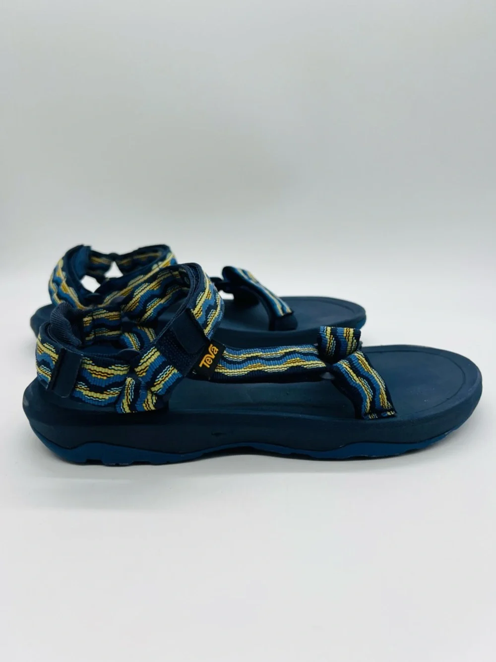 Teva Kids’ Hurricane XLT 2 Sandals Blue with Yellow Accent Straps Size 6 Youth